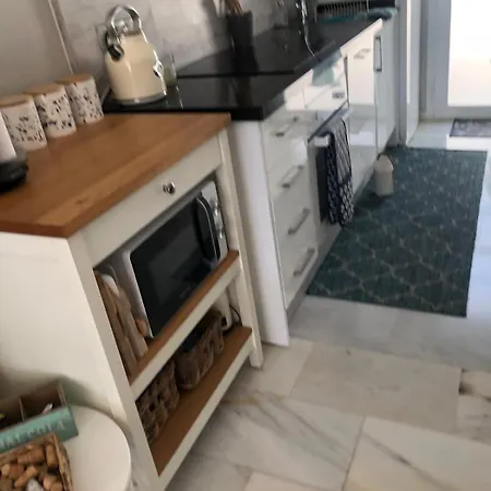 Apartment Casa Chico 2 Bedroom Townhouse 1 Mile From Marina & Beaches Marbella