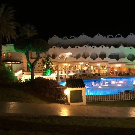 Casa Chico 2 Bedroom Townhouse 1 Mile From Marina & Beaches Apartment