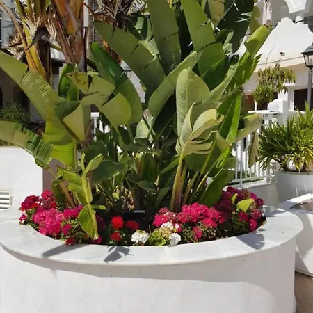 Apartment Casa Chico 2 Bedroom Townhouse 1 Mile From Marina & Beaches Marbella