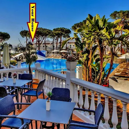 Casa Chico 2 Bedroom Townhouse 1 Mile From Marina & Beaches Apartment Marbella